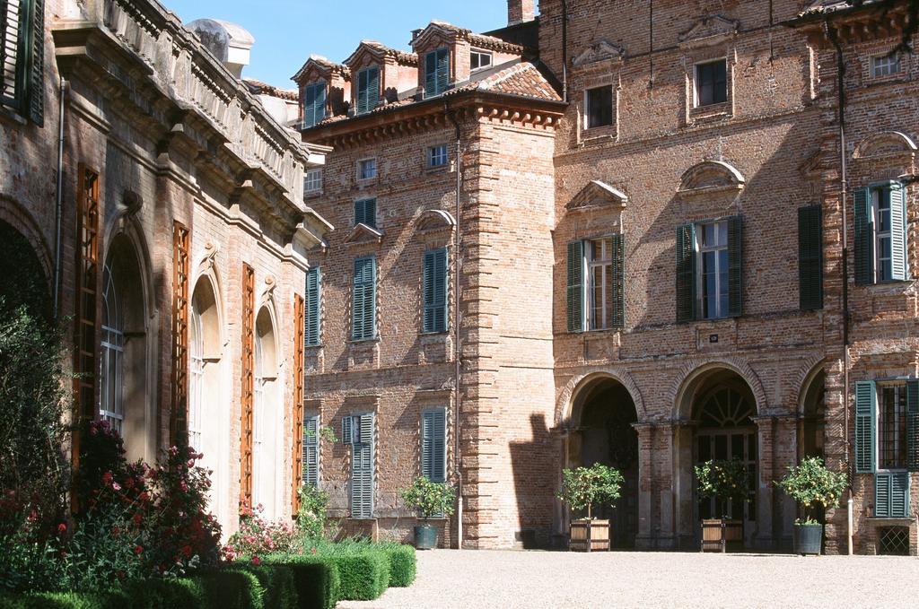 Marchesi Alfieri - Cantine E Ospitalita San Martino Alfieri Exteriör bild