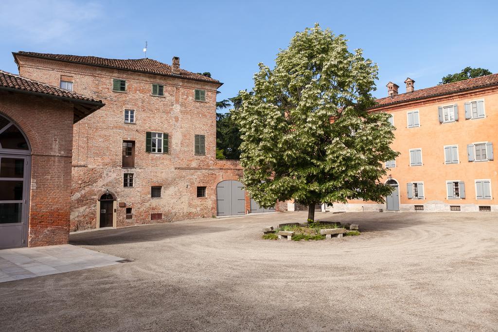 Marchesi Alfieri - Cantine E Ospitalita San Martino Alfieri Exteriör bild
